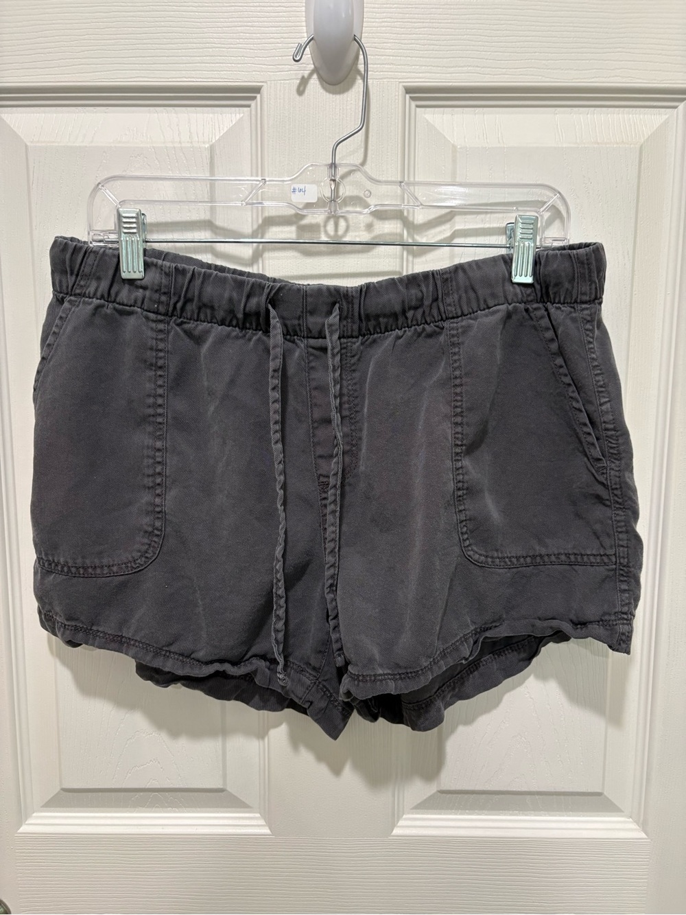 GAP Everyday Drawstring Athletic Shorts - Charcoal Gray